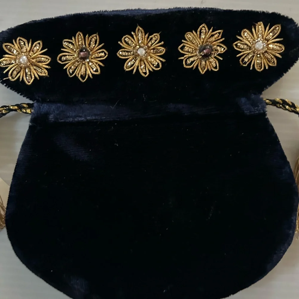 Blue Velvet Jewelery Pouch w Gold Tassels